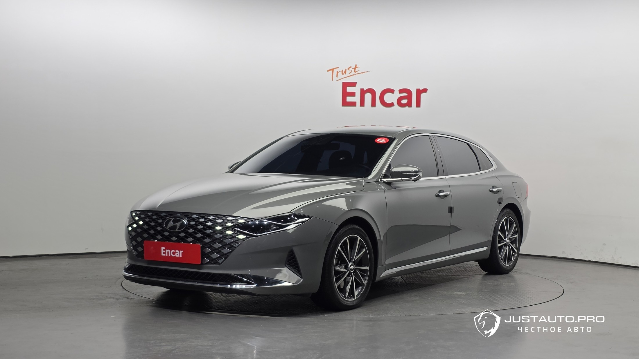 Автомобиль Hyundai Grandeur