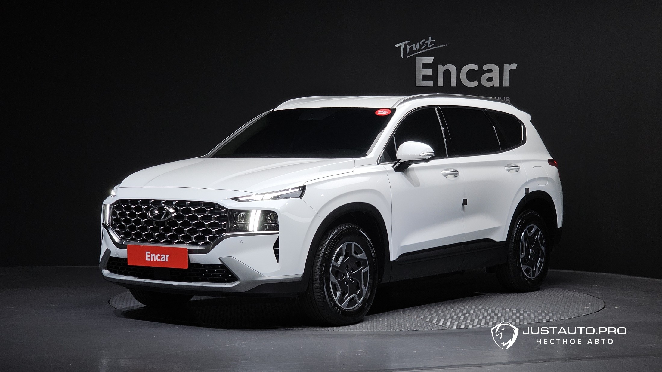 Автомобиль Hyundai Santafe