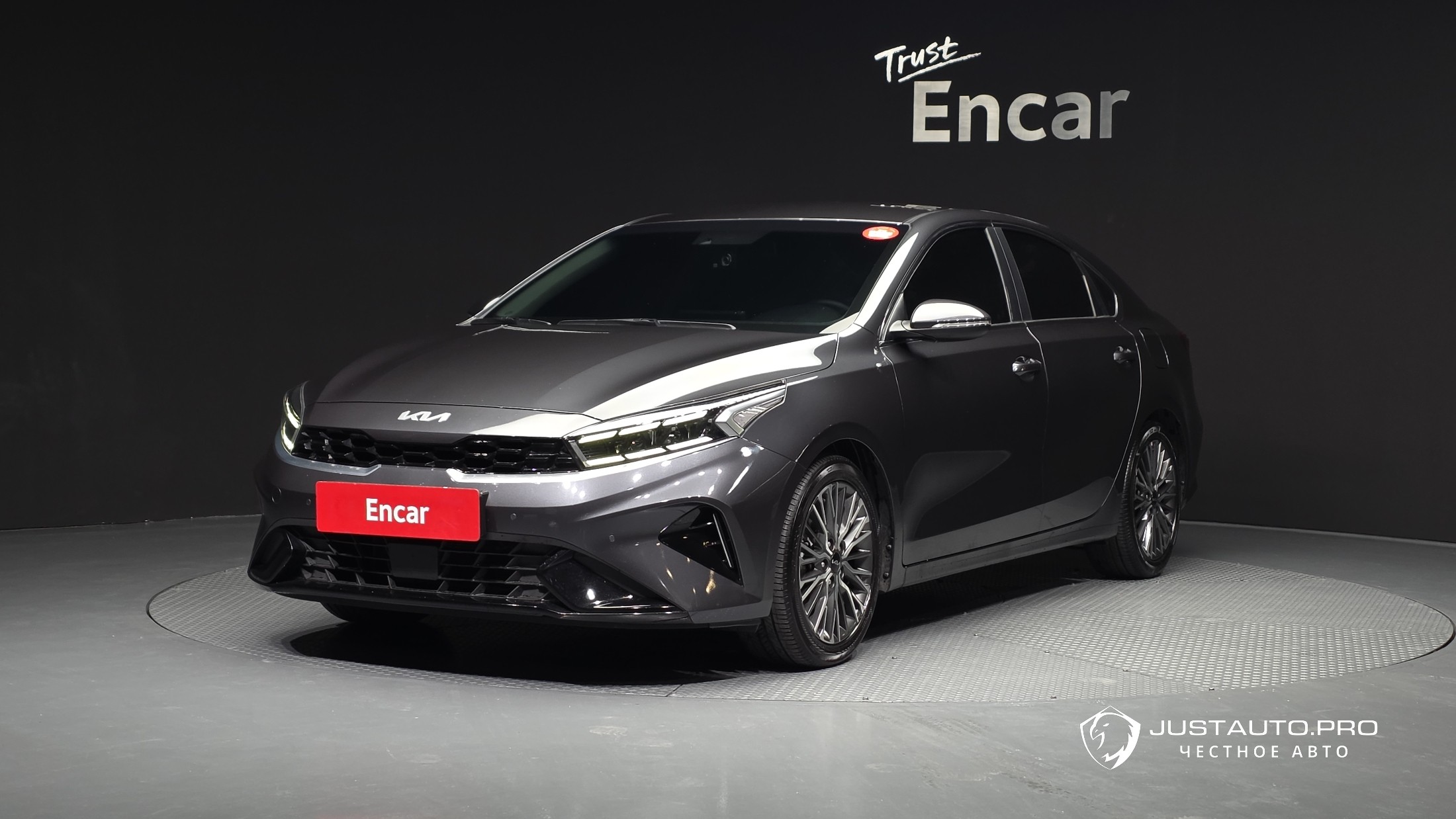 Автомобиль Kia K3