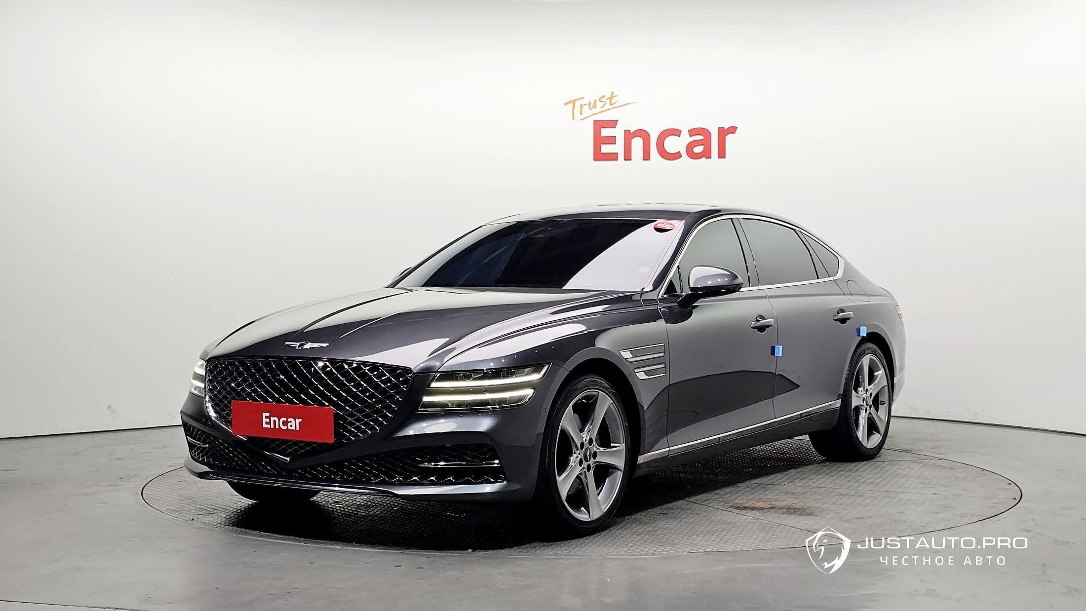Автомобиль Genesis G80