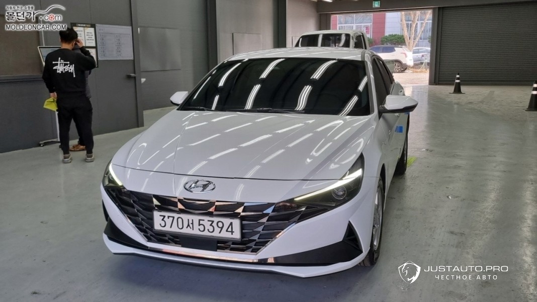 Автомобиль Hyundai AVANTE