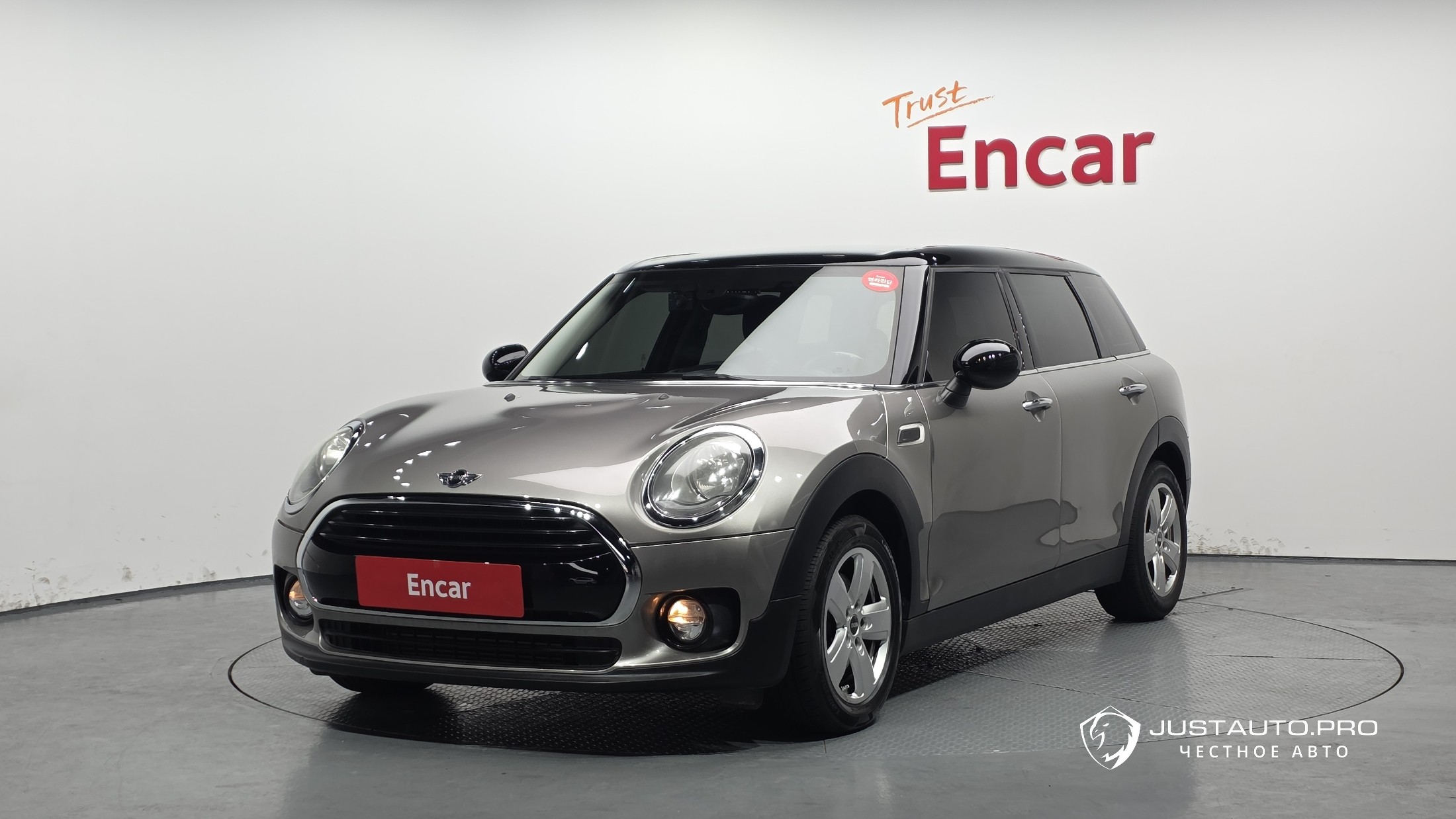 Автомобиль Mini Clubman