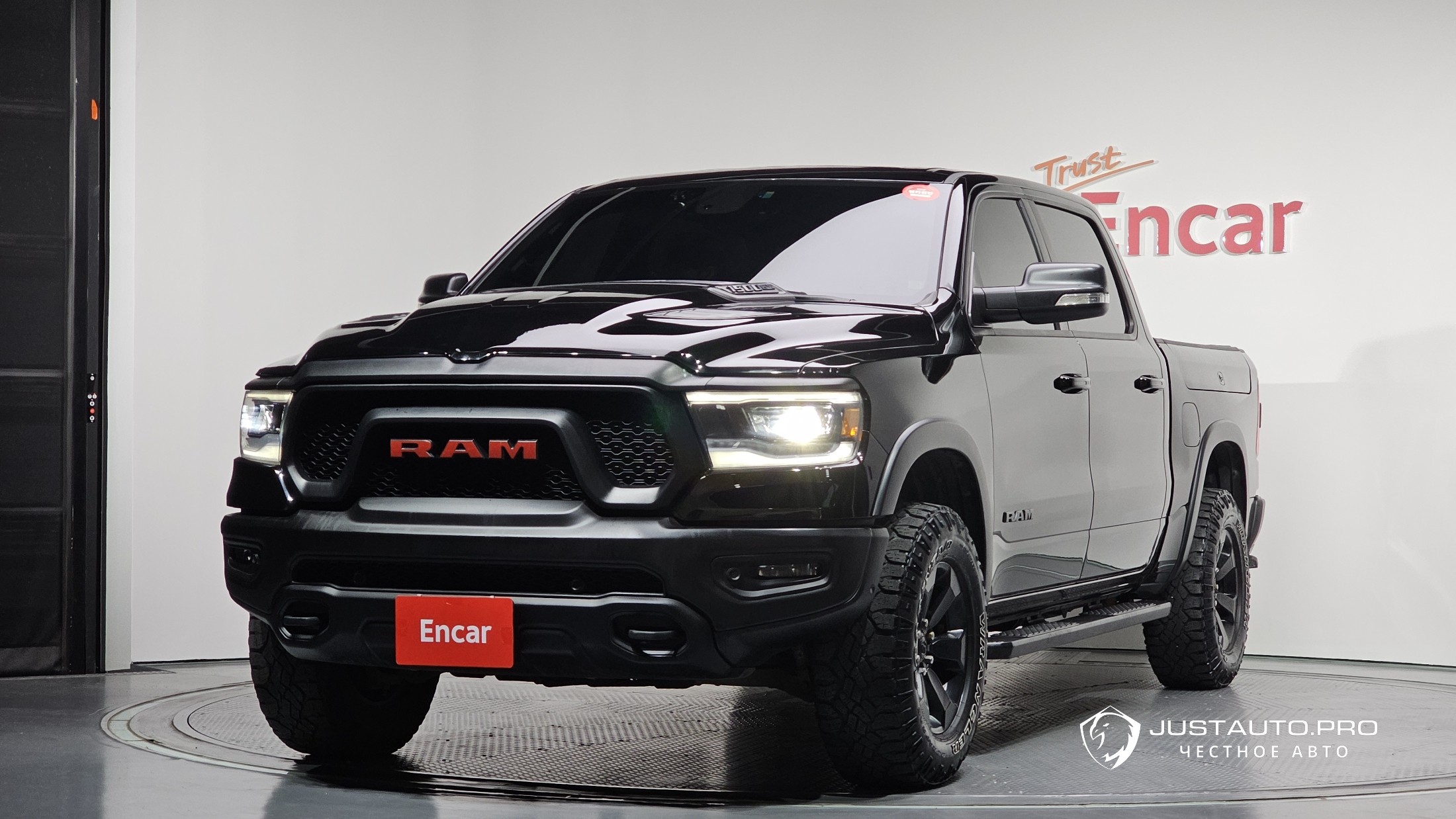 Автомобиль Dodge Ram Pick Up