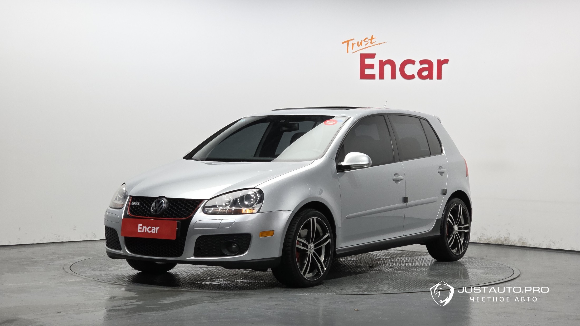 Автомобиль Volkswagen Golf