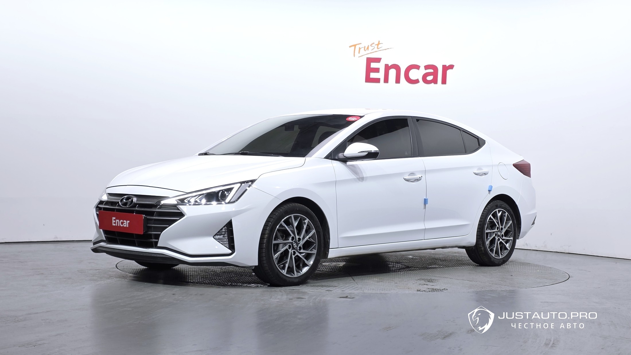 Автомобиль Hyundai AVANTE