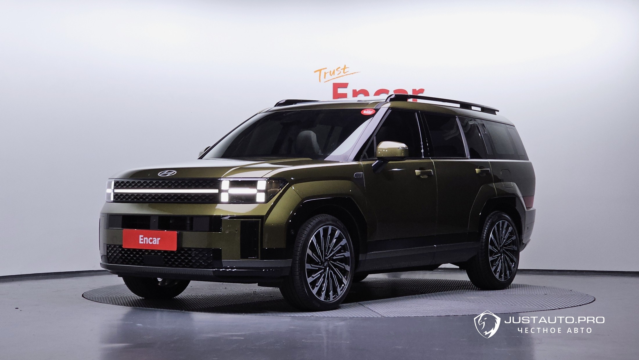 Автомобиль Hyundai Santafe