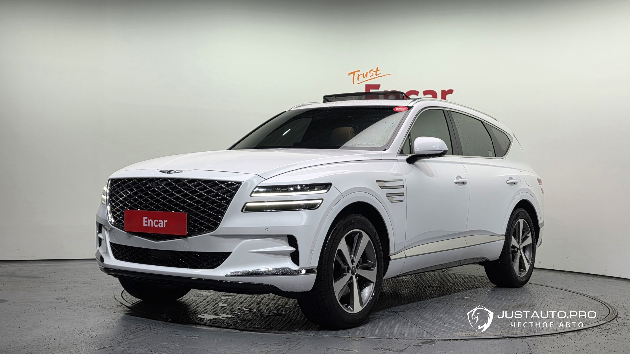 Автомобиль Genesis GV80