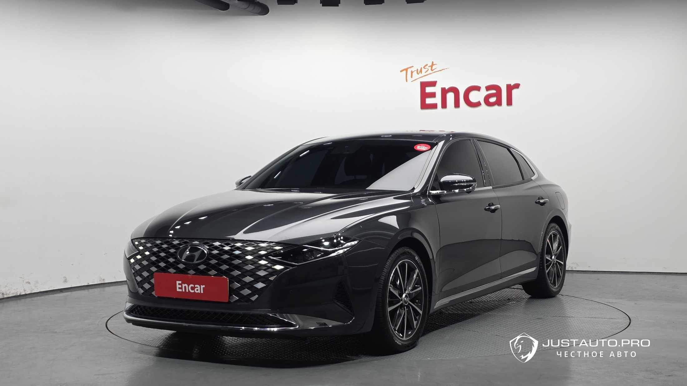 Автомобиль Hyundai Grandeur