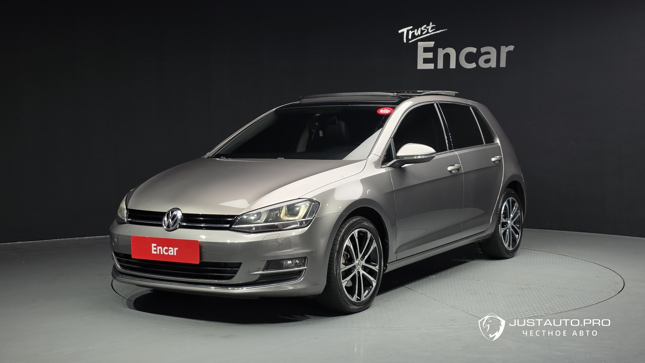Автомобиль Volkswagen Golf
