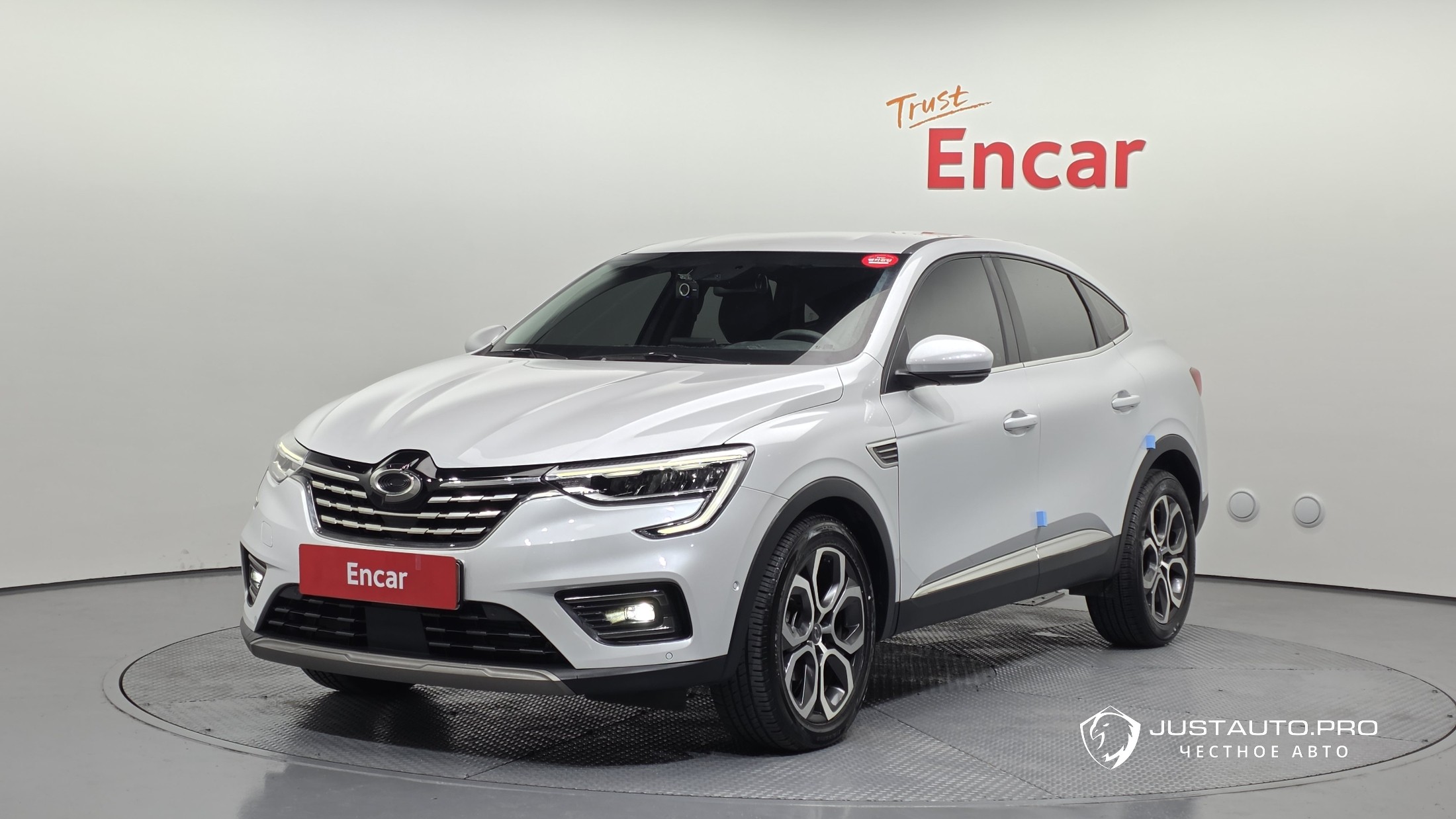 Автомобиль Renault-KoreaSamsung XM3