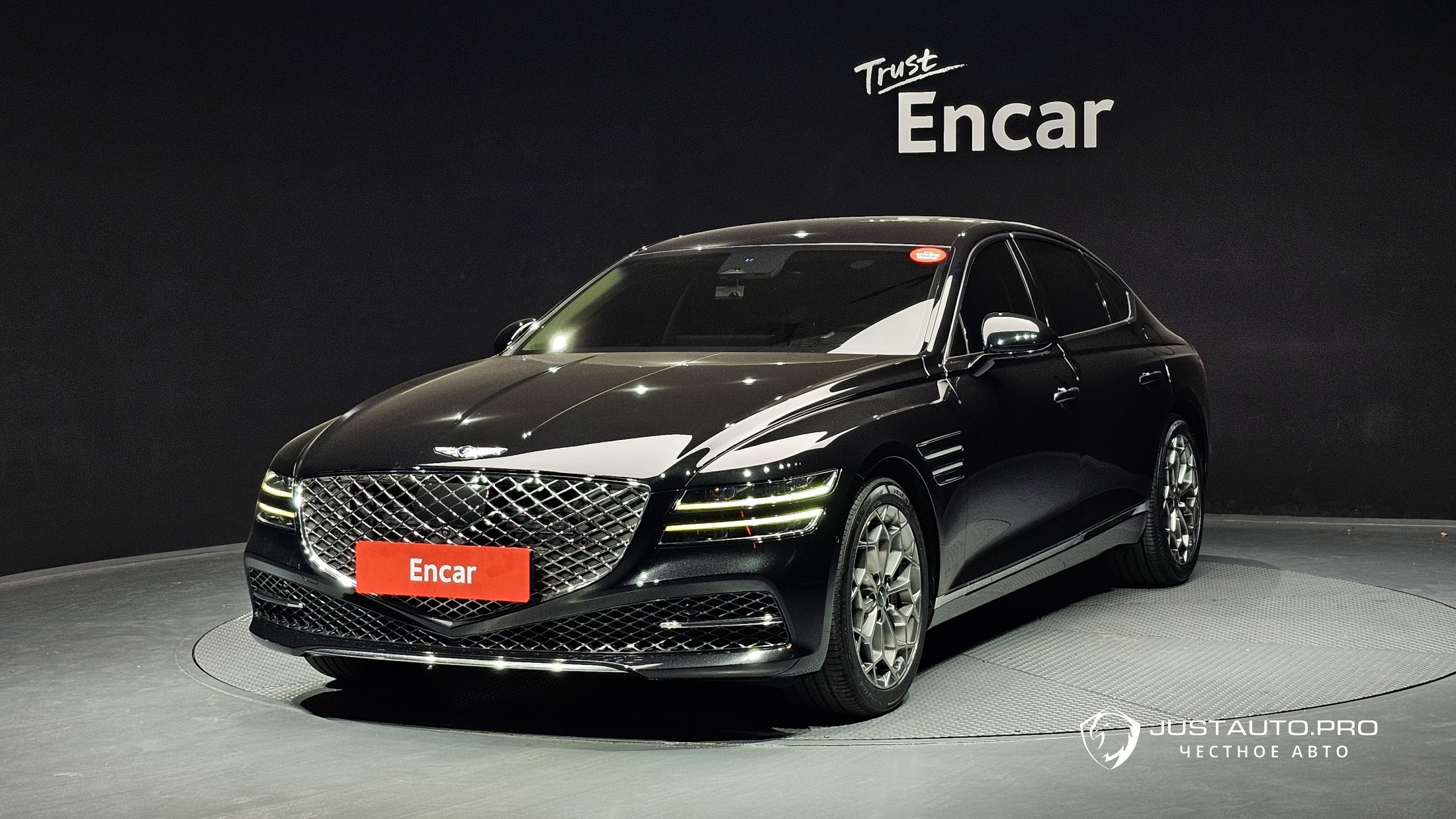 Автомобиль Genesis G80