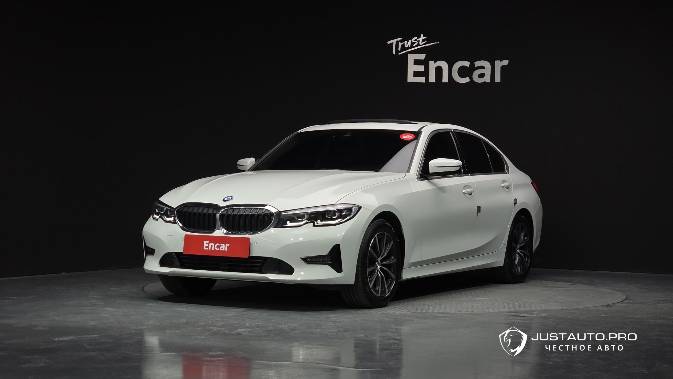 Автомобиль BMW 3-Series