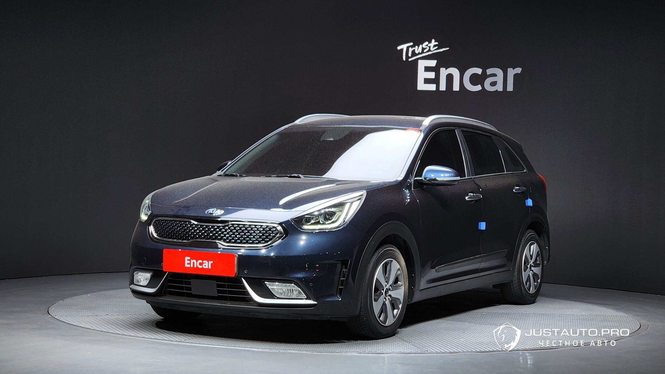 Автомобиль Kia Niro