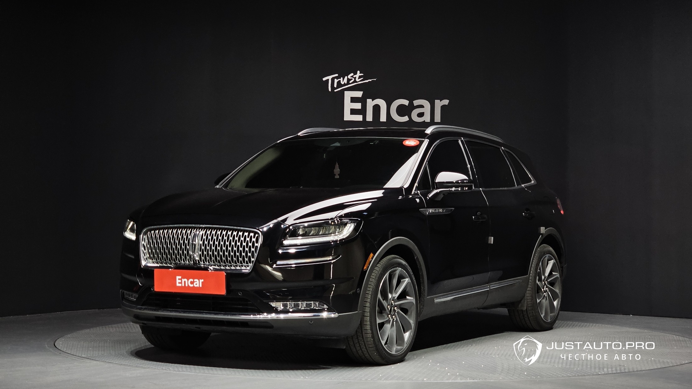 Автомобиль Lincoln Nautilus