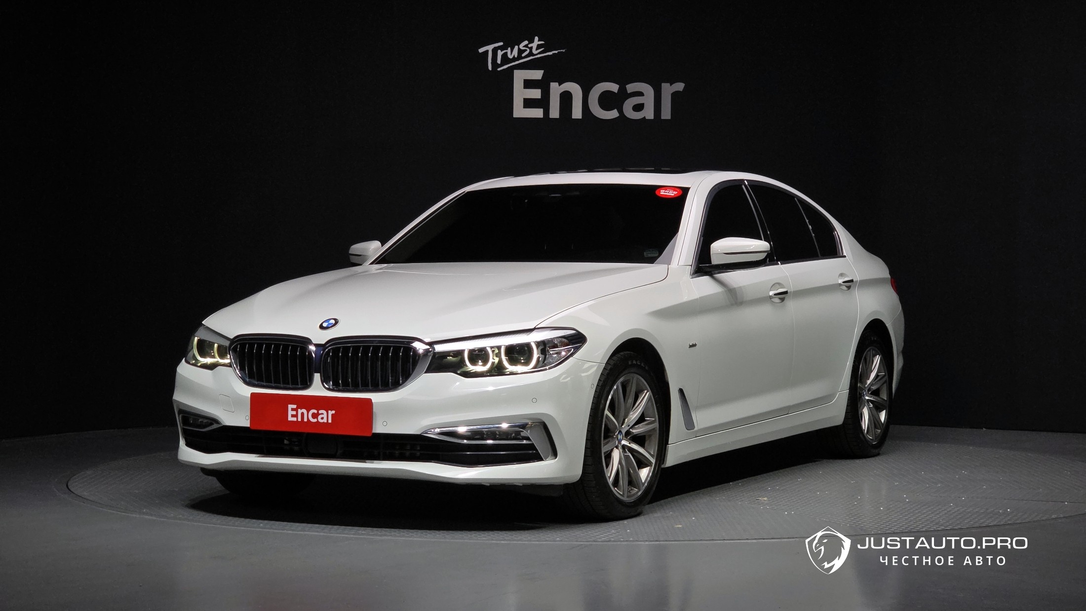 Автомобиль BMW 5-Series