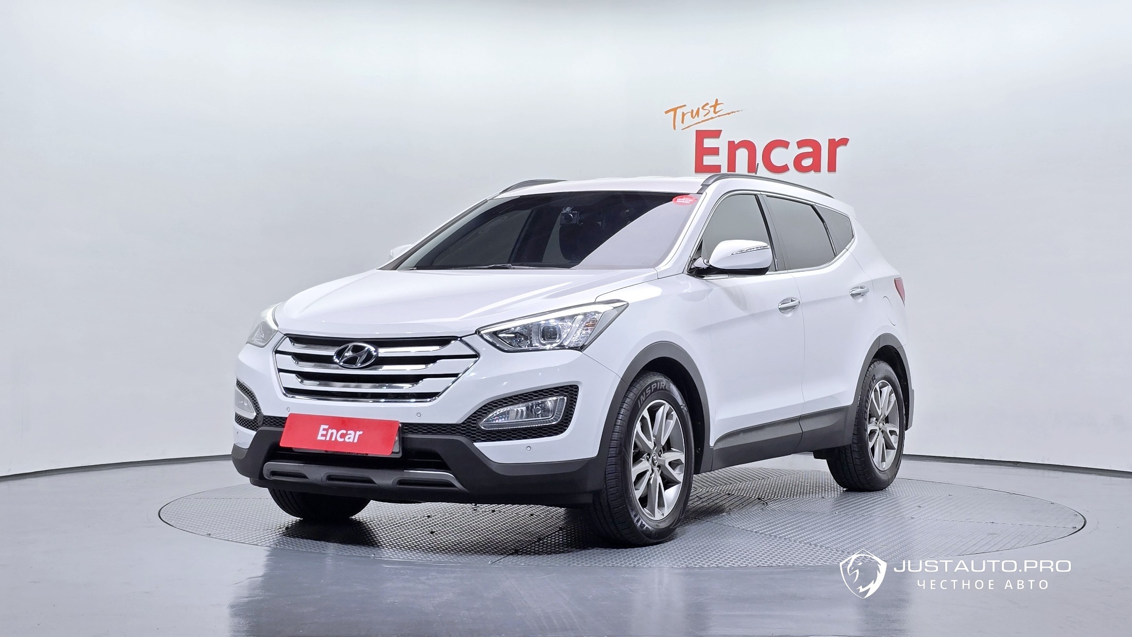 Автомобиль Hyundai Santafe