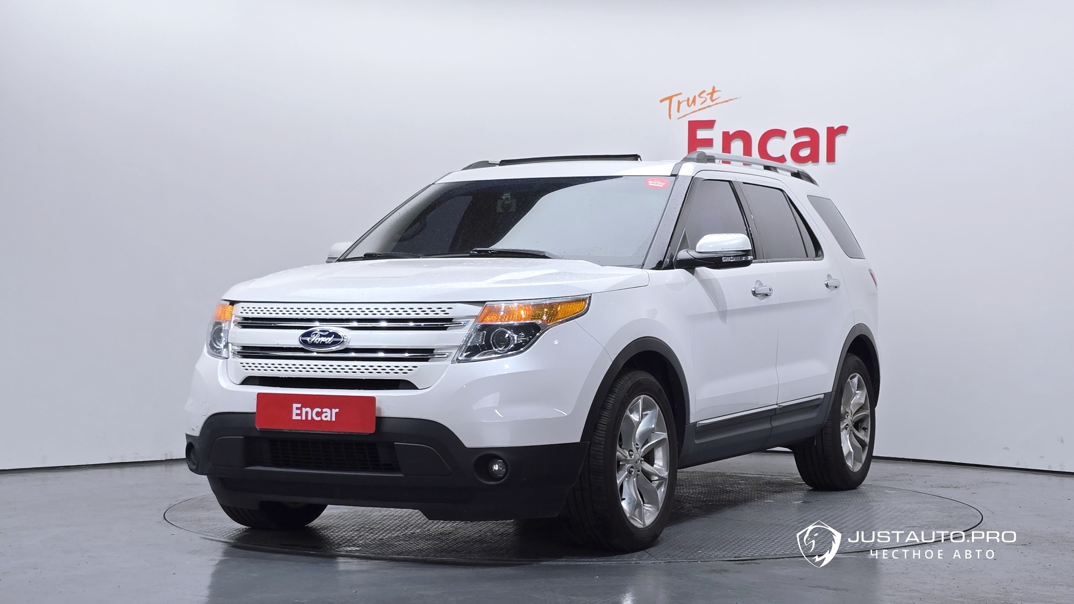 Автомобиль Ford Explorer