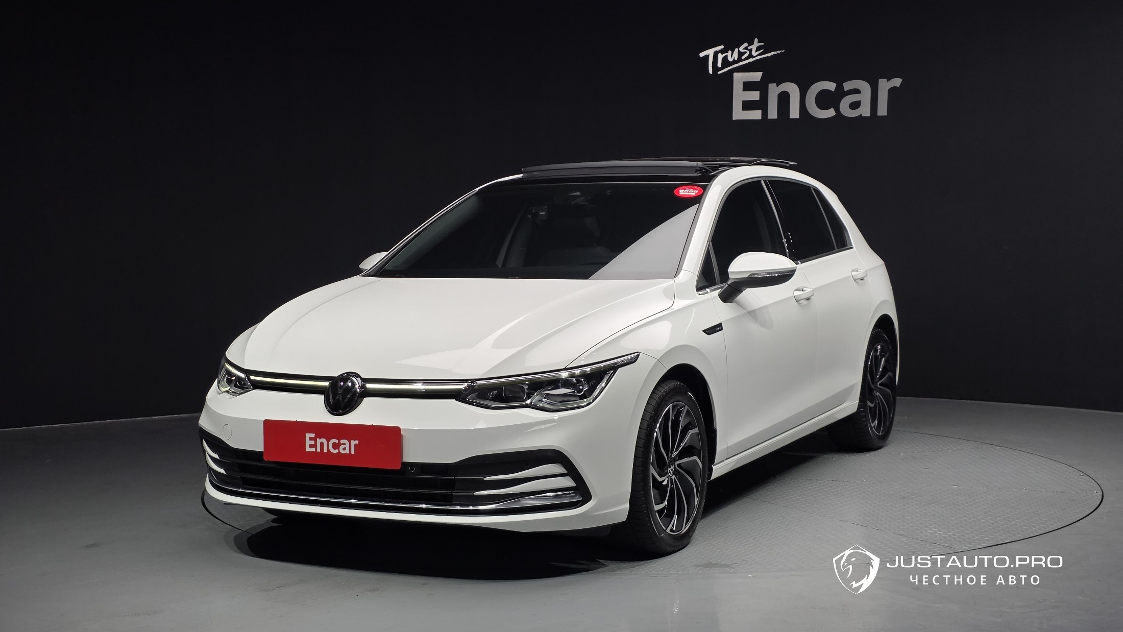 Автомобиль Volkswagen Golf