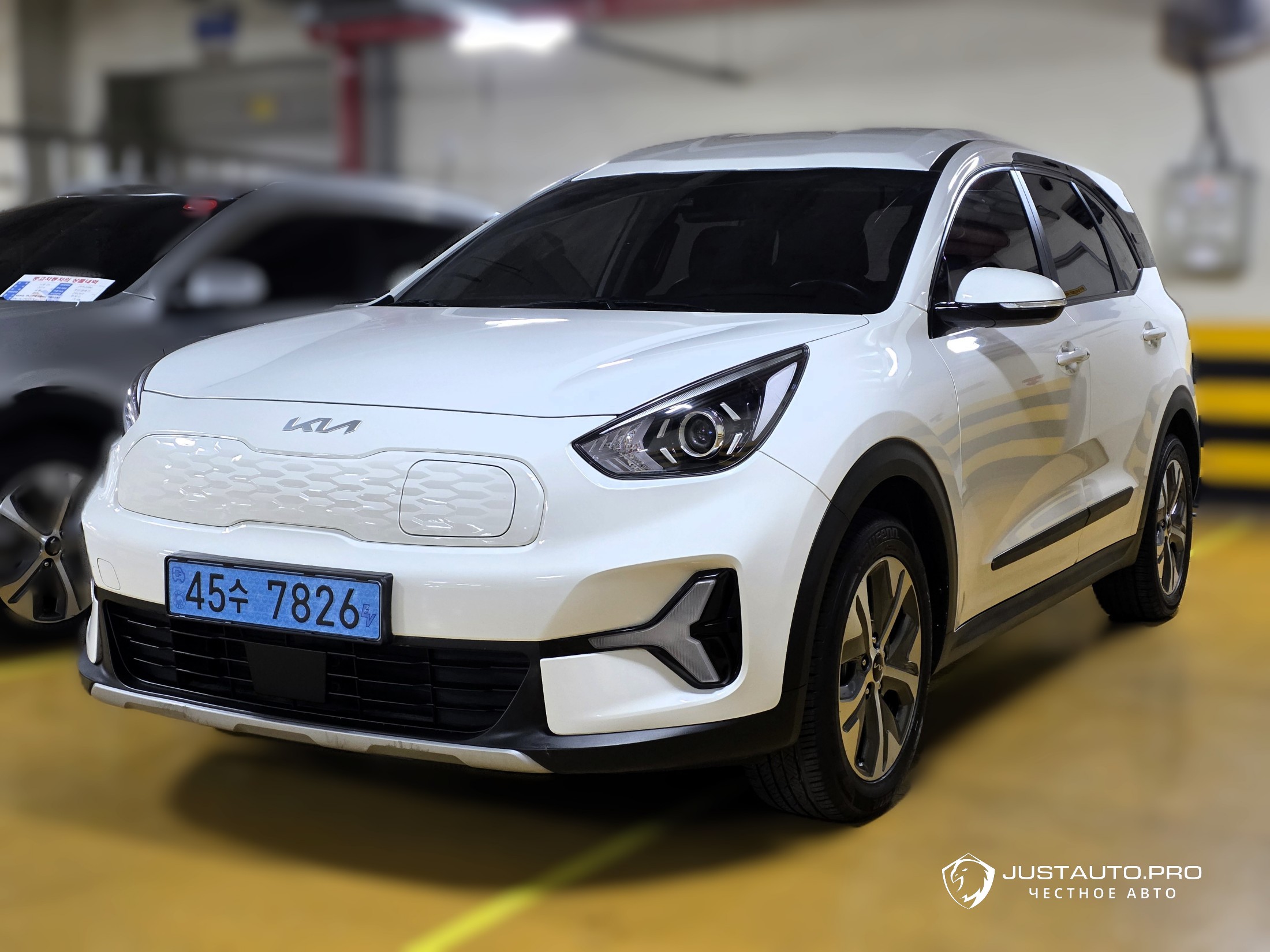 Автомобиль Kia Niro