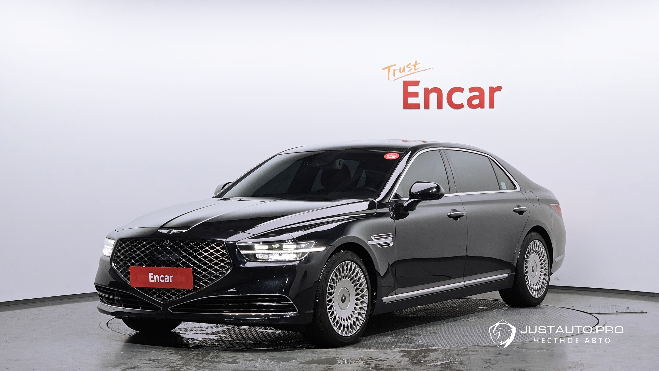 Автомобиль Genesis G90