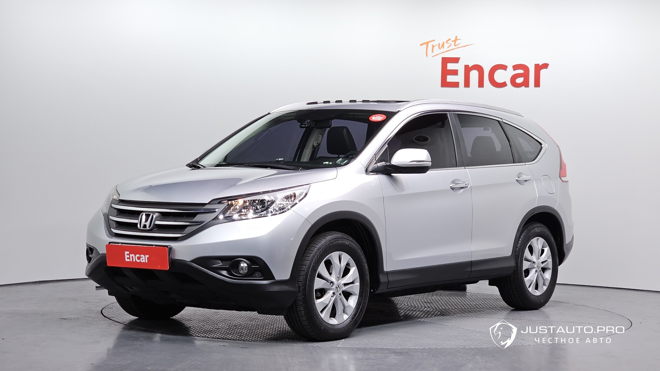 Автомобиль Honda CR-V