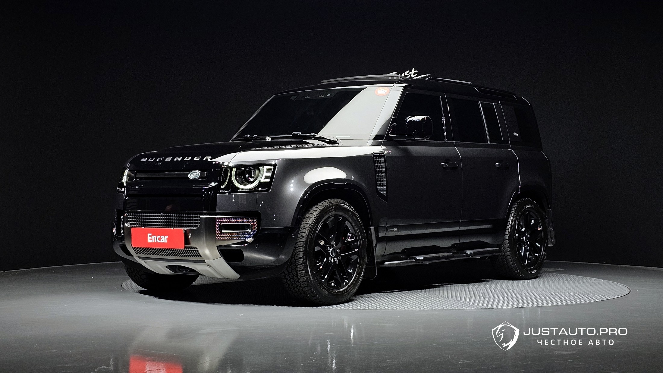 Автомобиль Land Rover Defender