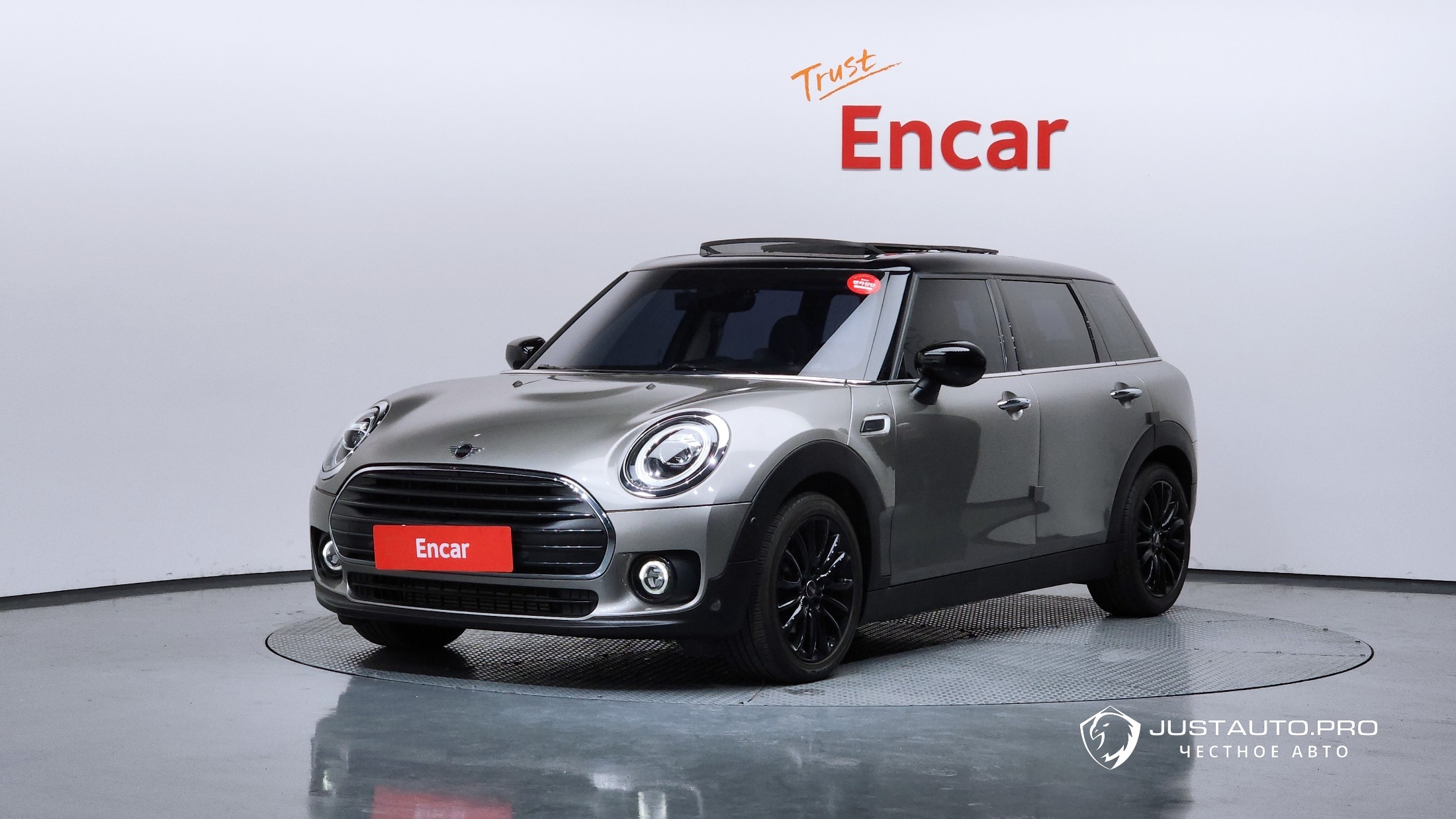 Автомобиль Mini Clubman