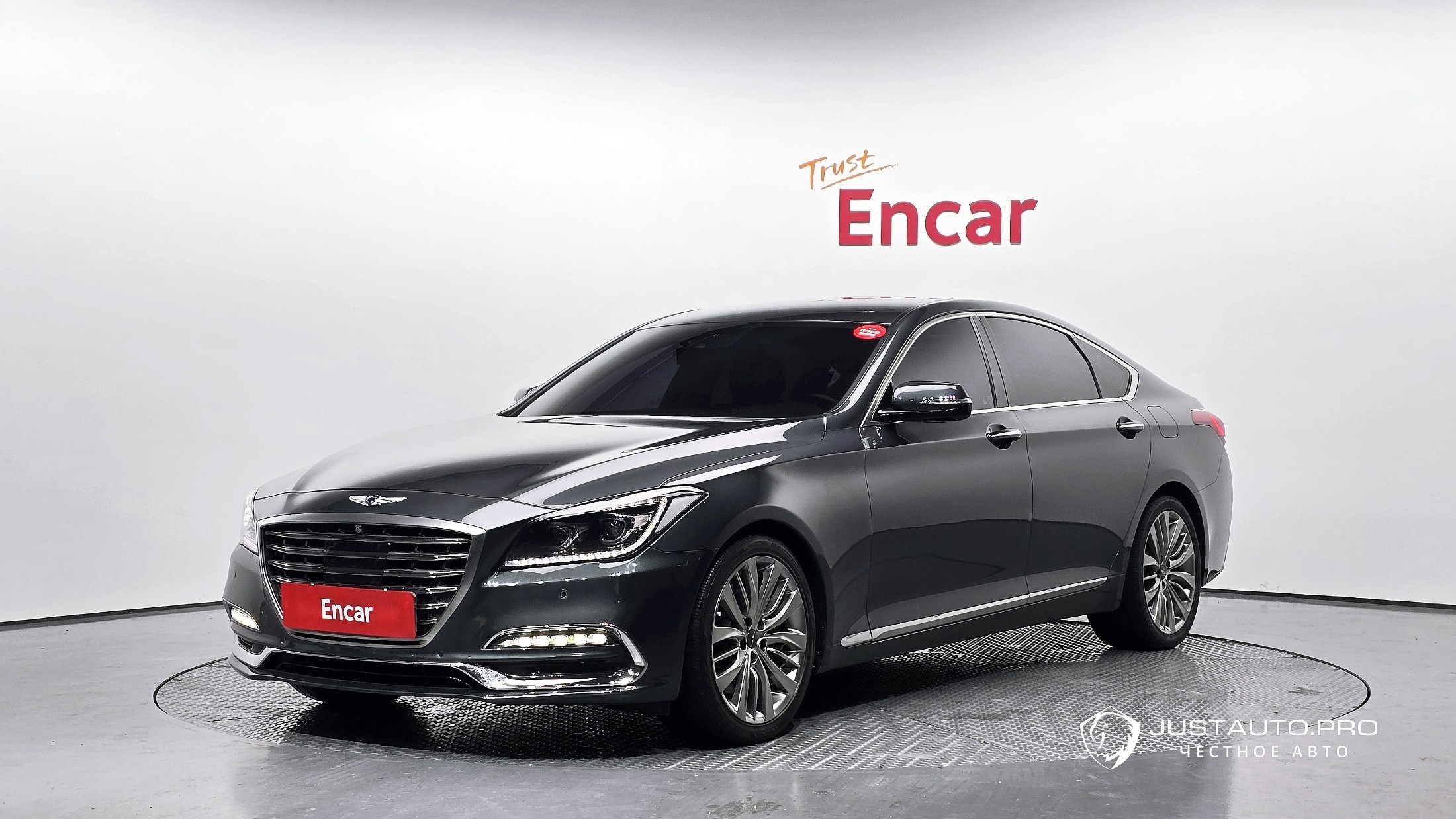 Автомобиль Genesis G80