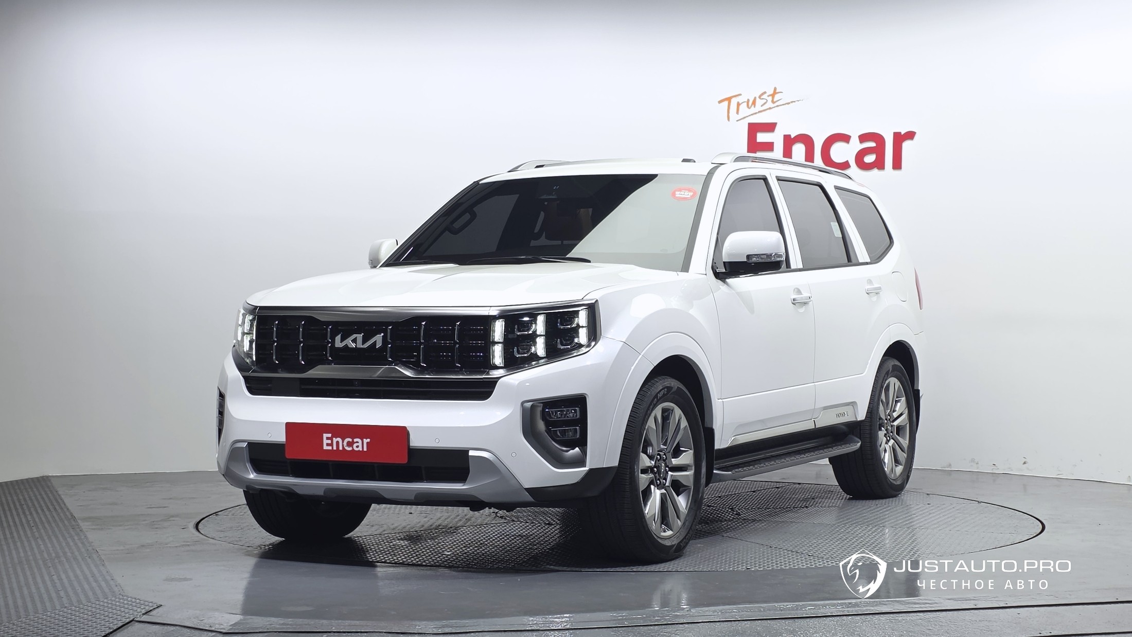 Автомобиль Kia Mohave