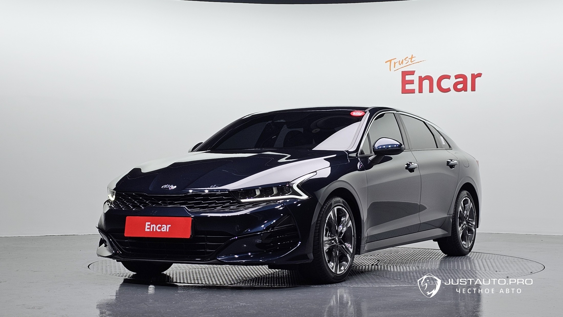 Автомобиль Kia K5