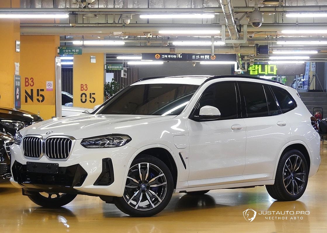Автомобиль BMW X3