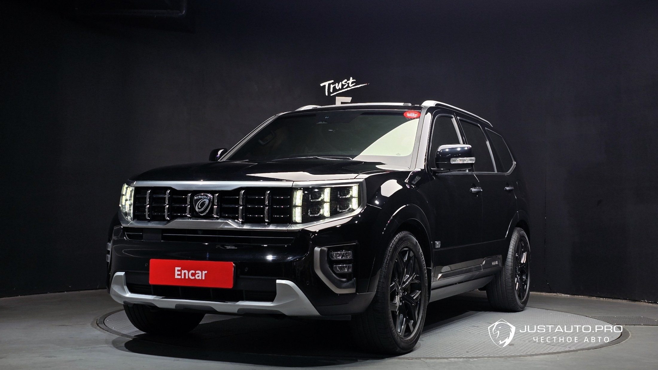 Автомобиль Kia Mohave