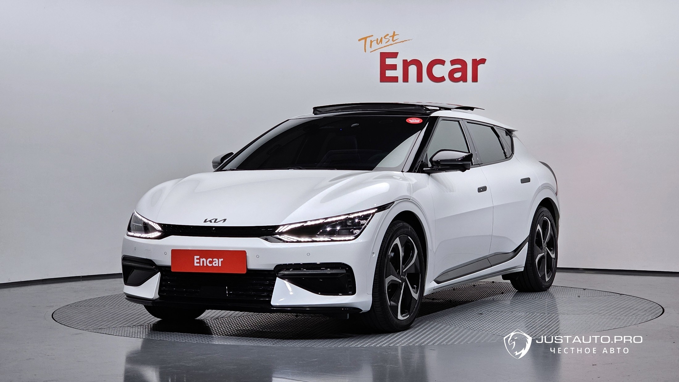 Автомобиль Kia EV6