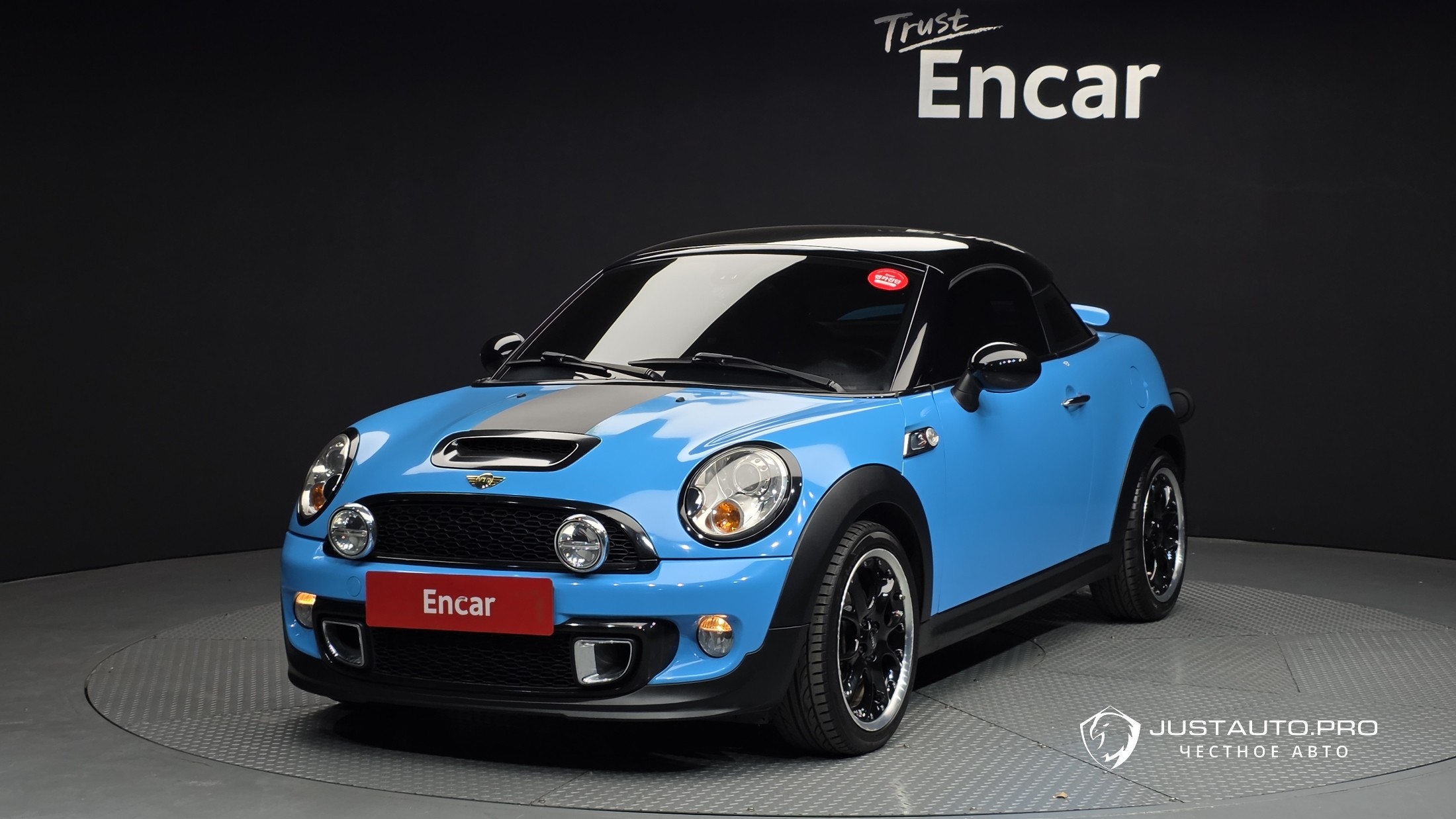 Автомобиль Mini Coupe