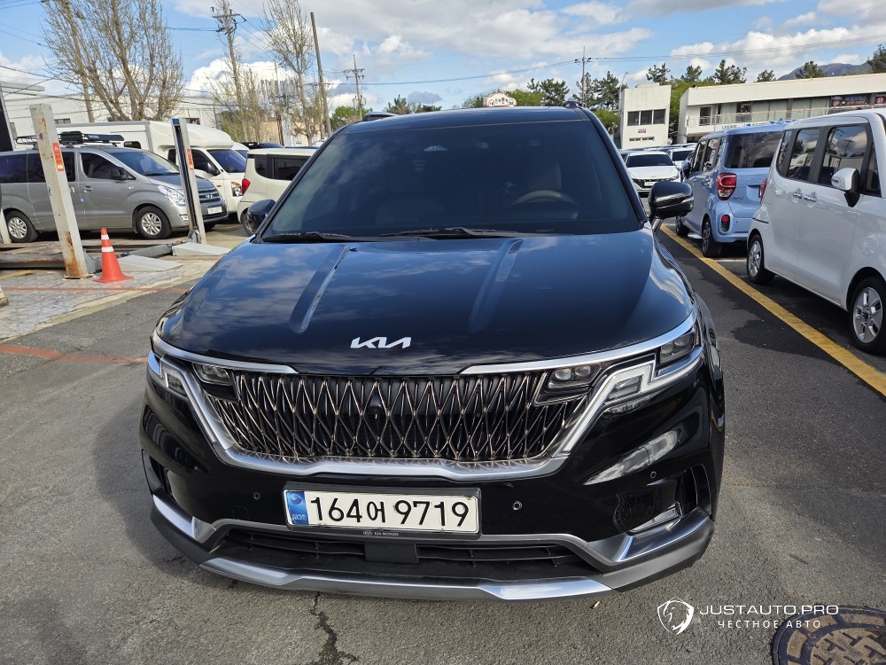 Автомобиль Kia Canival