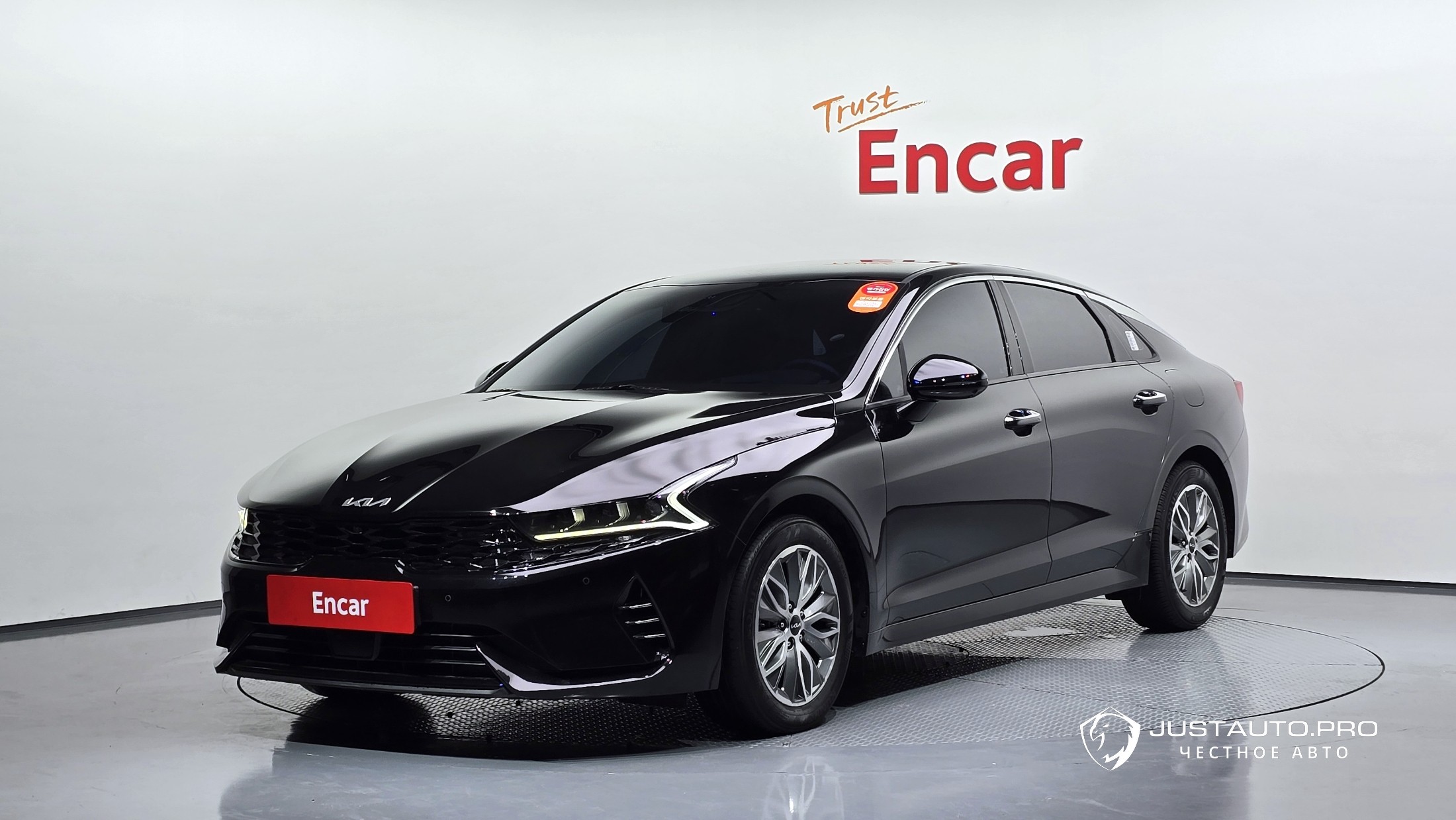 Автомобиль Kia K5