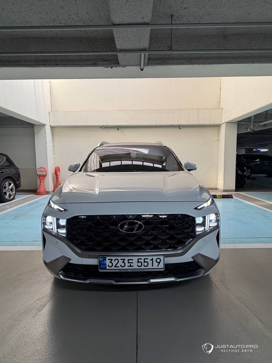 Автомобиль Hyundai Santafe
