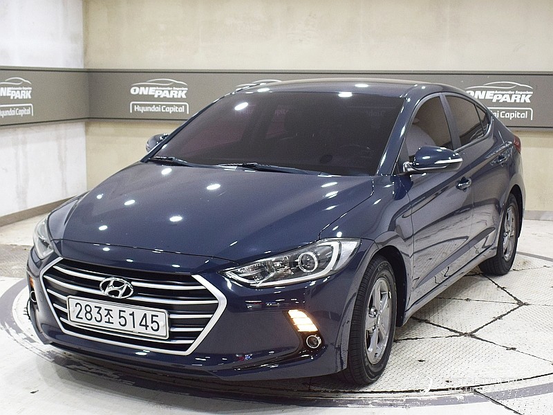 Автомобиль Hyundai AVANTE