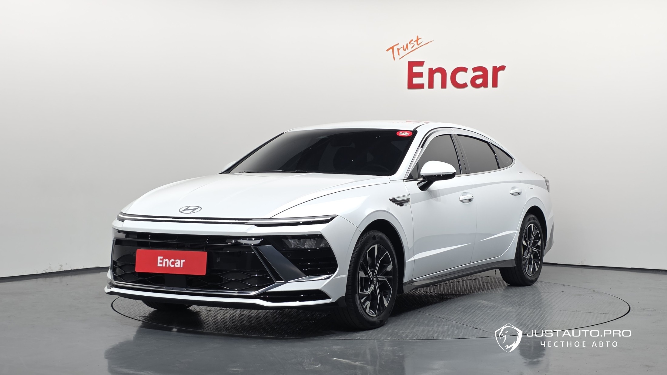 Автомобиль Hyundai Sonata