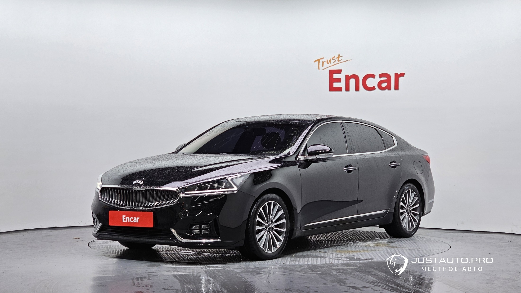 Автомобиль Kia K7