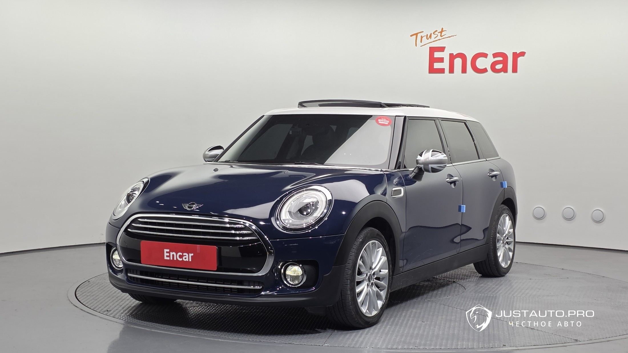 Автомобиль Mini Clubman