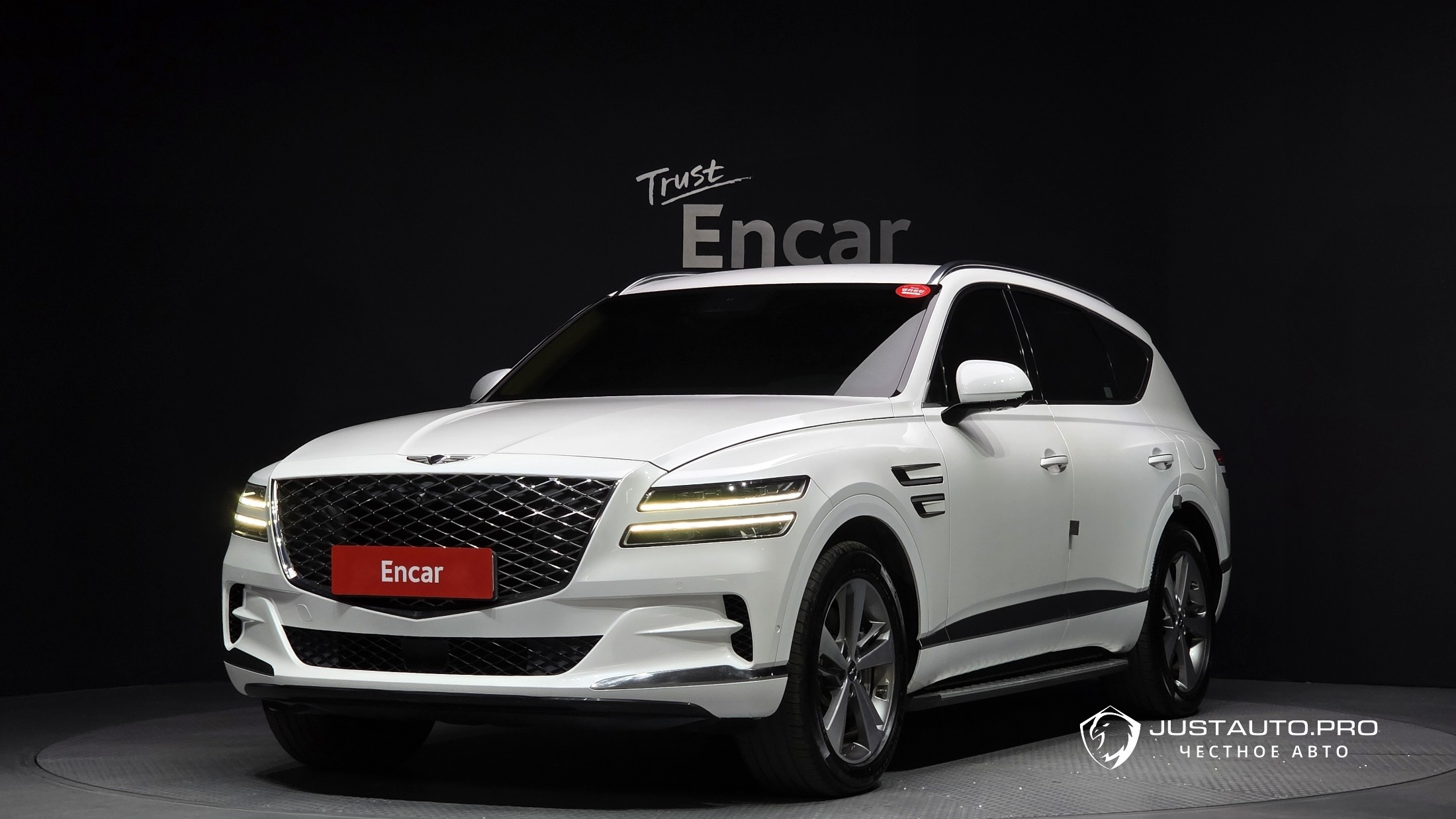 Автомобиль Genesis GV80