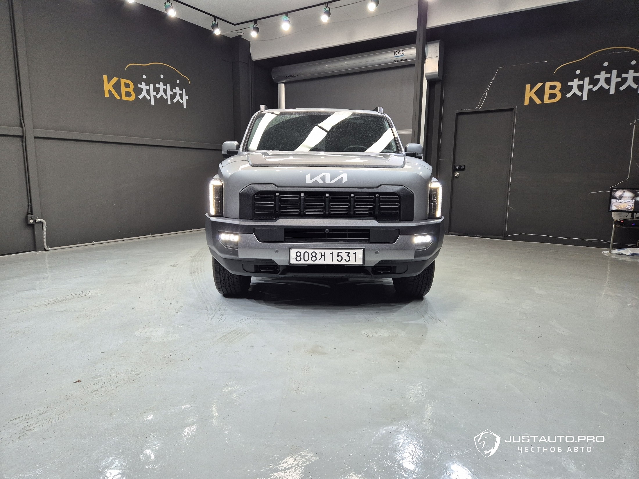 Автомобиль Kia Tasman