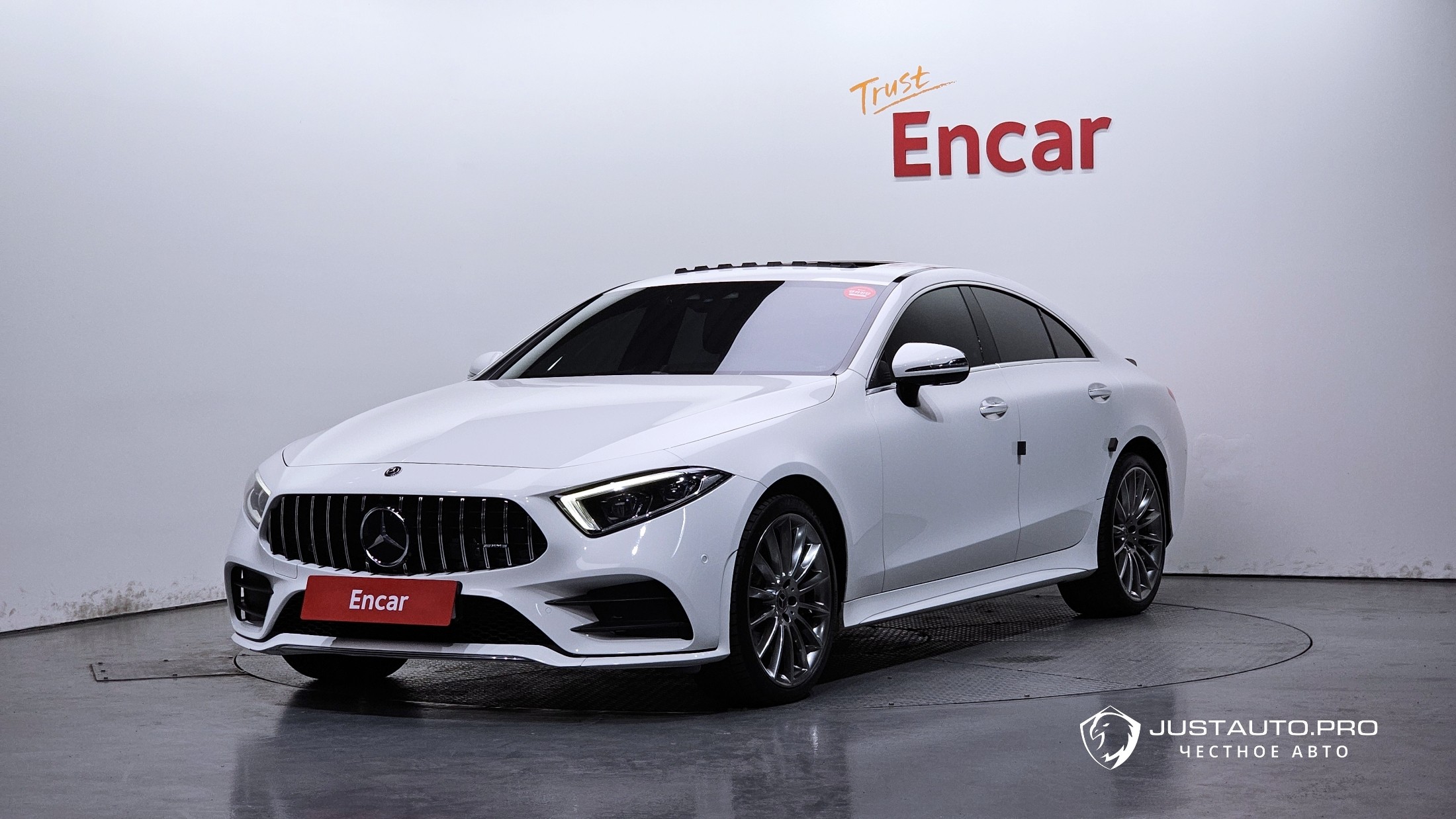 Автомобиль Mercedes-Benz CLS-Class