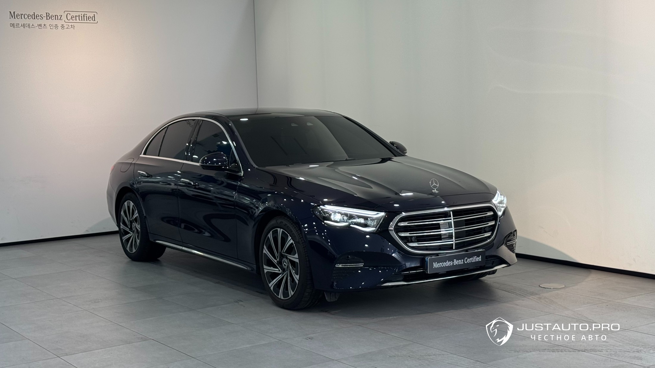 Автомобиль Mercedes-Benz E-Class