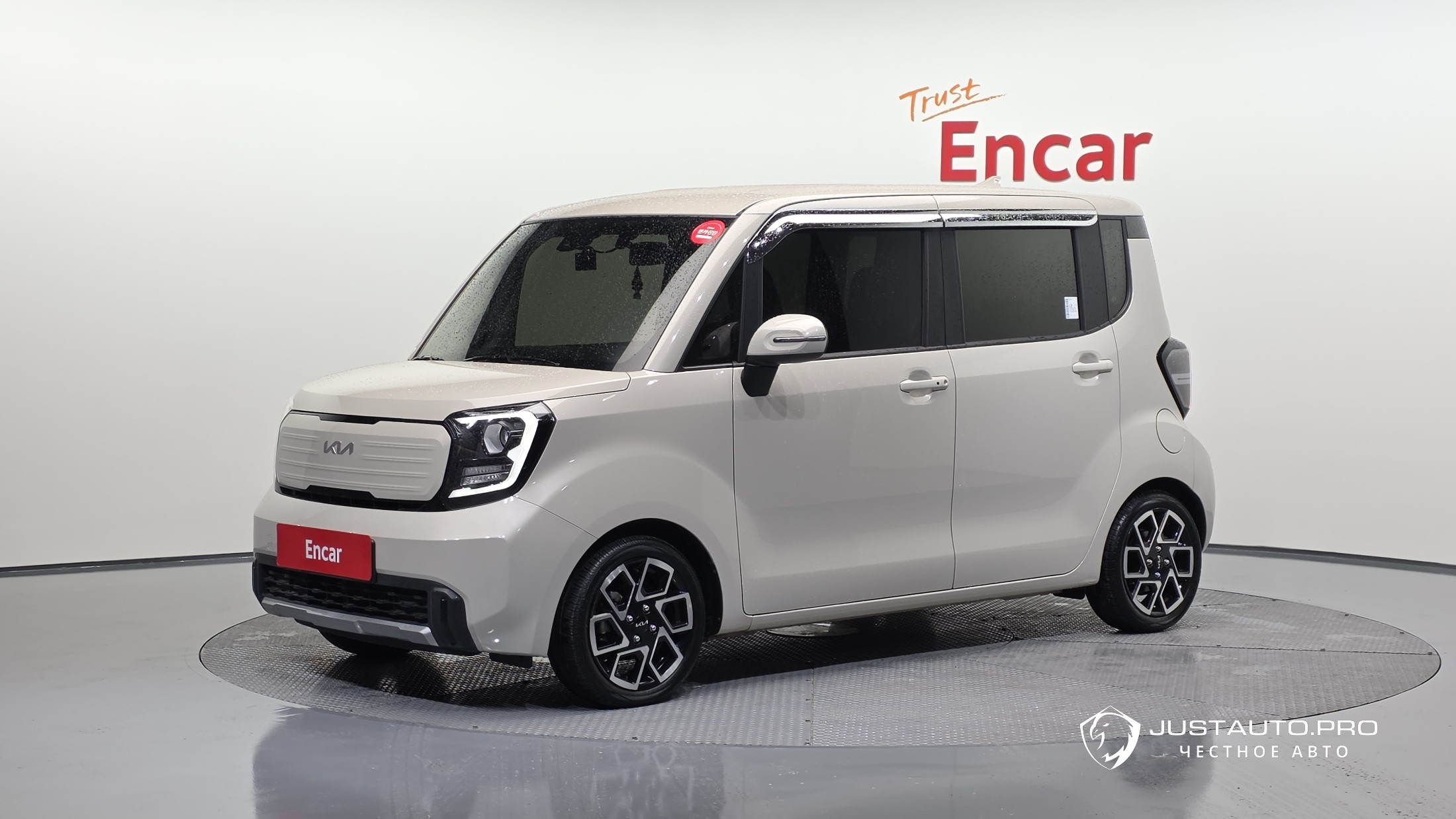 Автомобиль Kia RAY