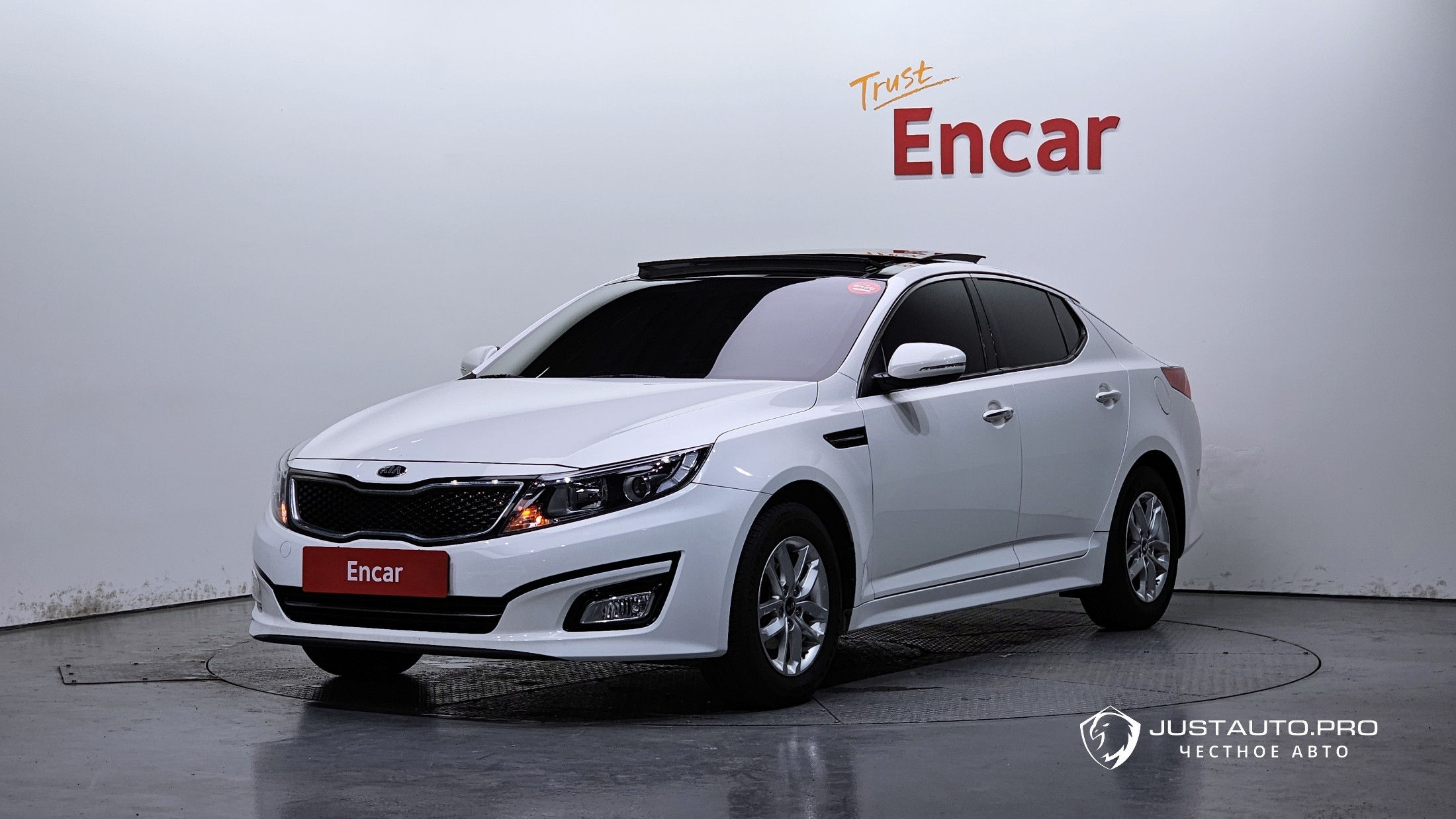 Автомобиль Kia K5