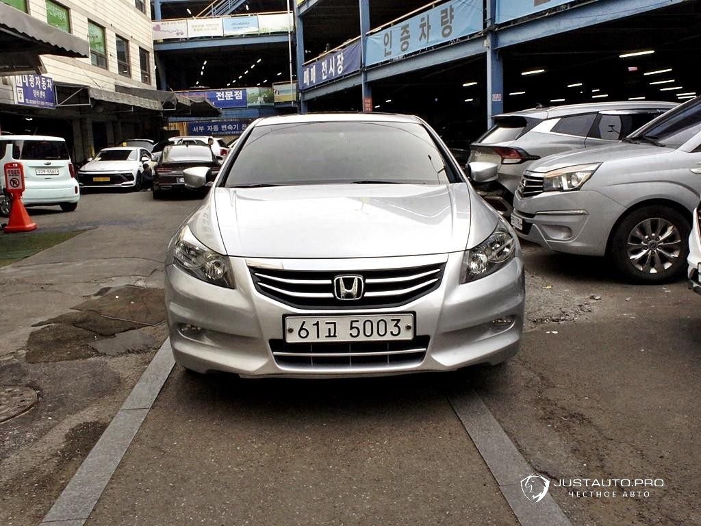 Автомобиль Honda Accord