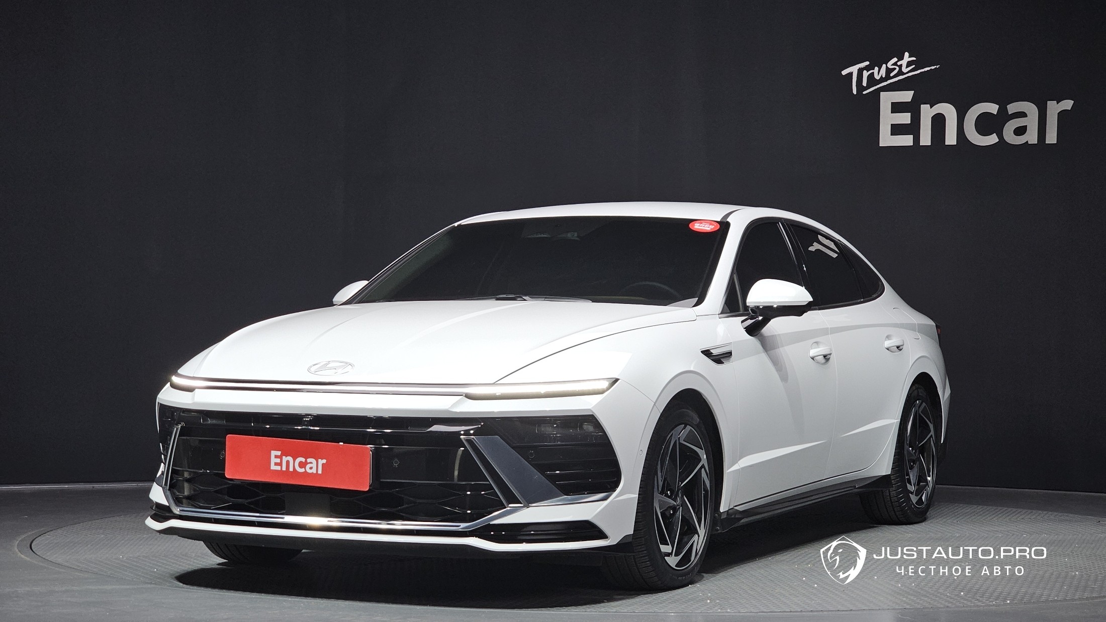 Автомобиль Hyundai Sonata