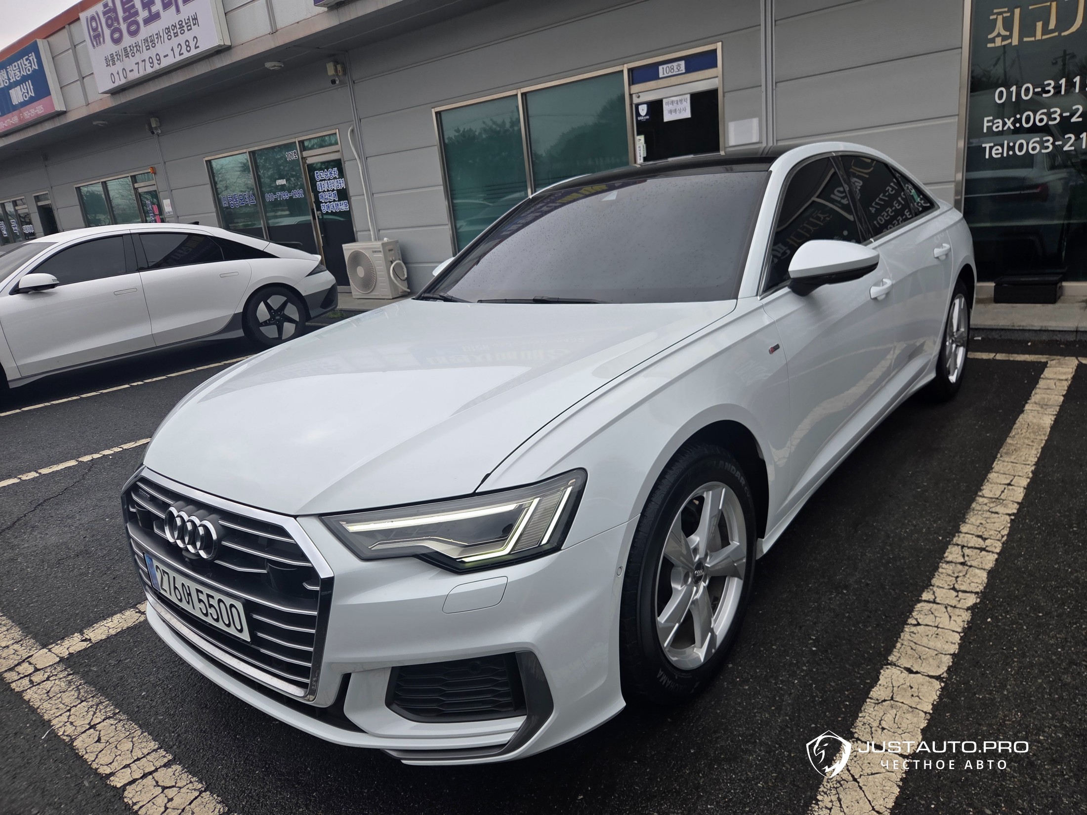 Автомобиль Audi A6